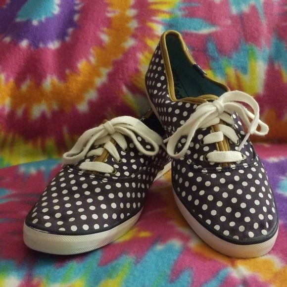 Keds Shoes - Keds Shoes. Size 8